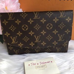 💕💕NFS💕💕Louis Vuitton Rabat 23 Clutch